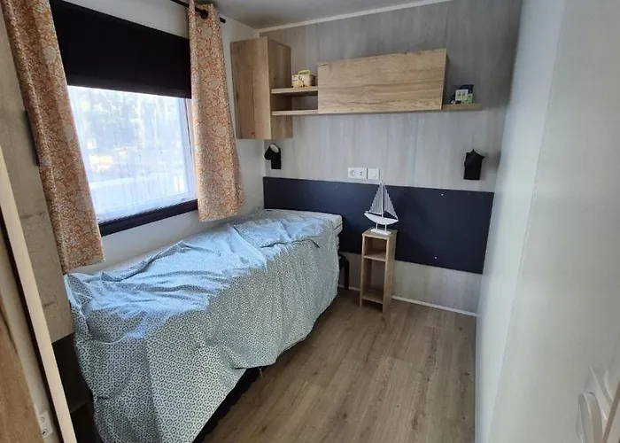 Hébergement de vacances Aux 3 L *